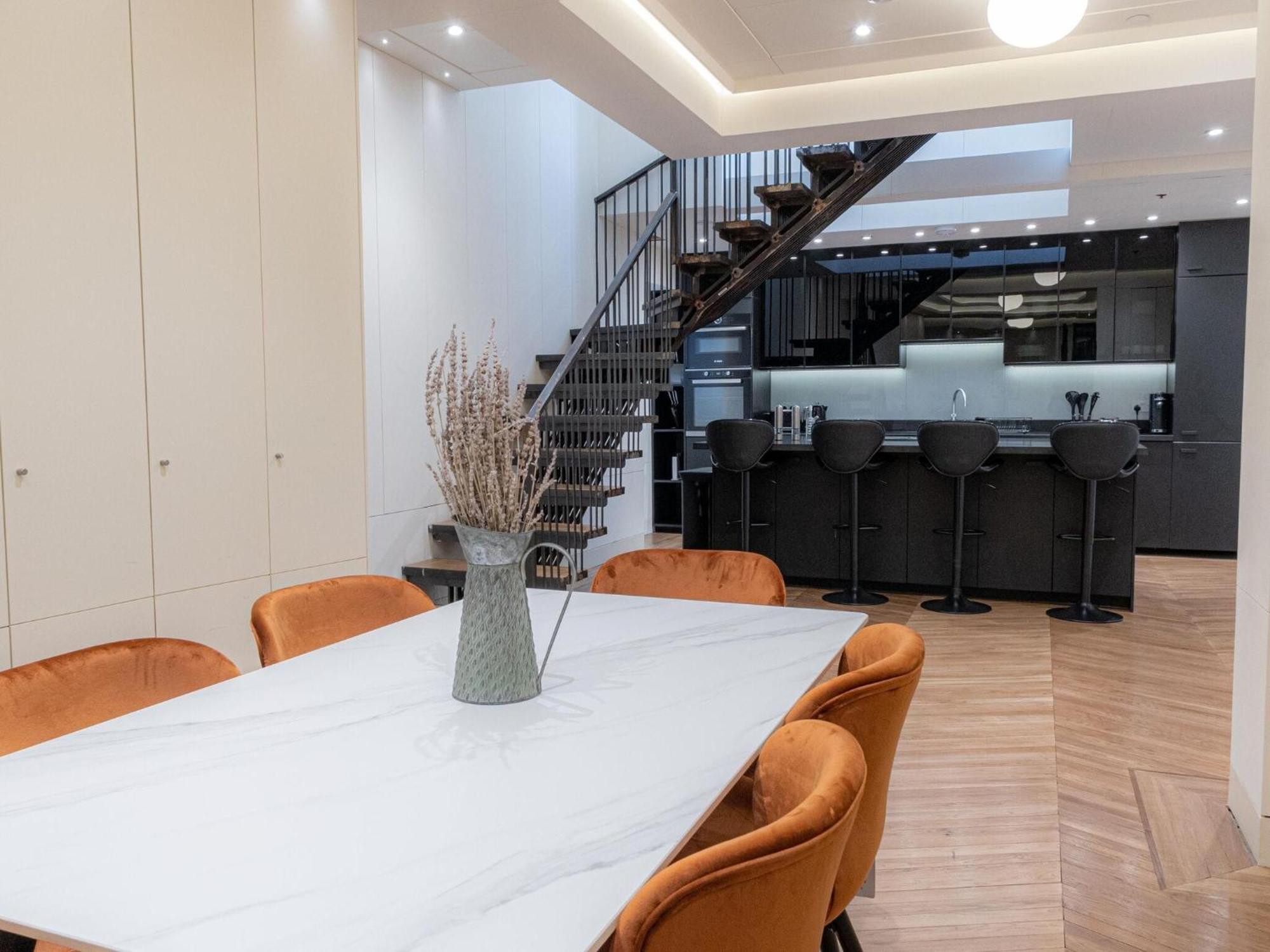 Modern Deluxe Five Bedroom House Near Chalk Farm Station By Belvilla Londyn Zewnętrze zdjęcie
